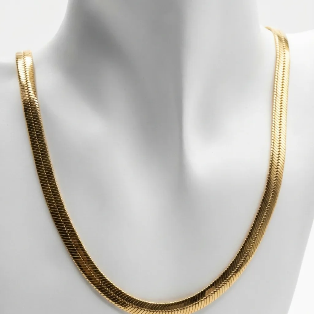 Lyra Snake Chain Necklace — front view